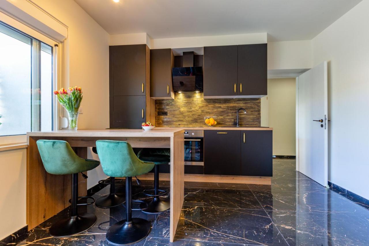 Luxury Hedone Near The Bridge With Private Zone Lägenhet *