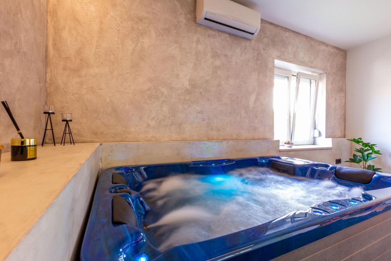Appartement Luxury Hedone Near The Bridge With Private Zone *