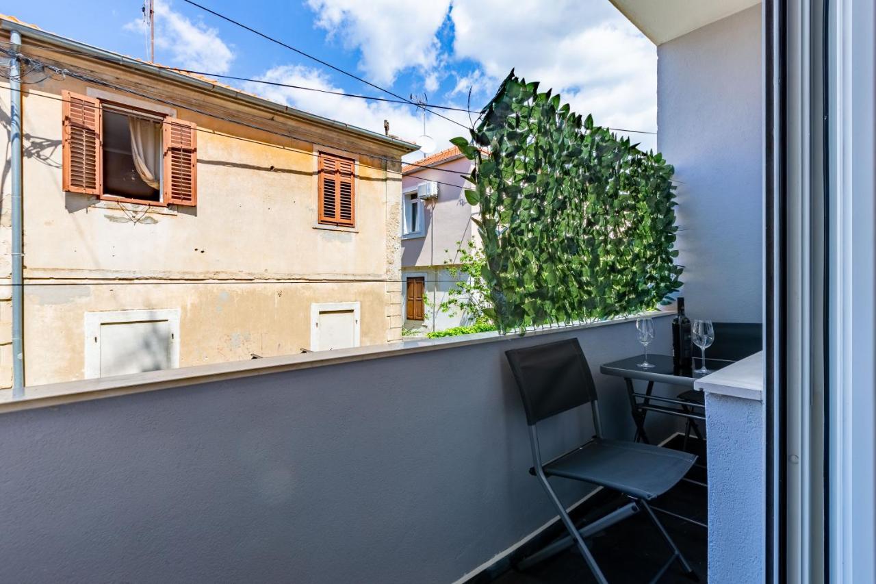 Appartement Luxury Hedone Near The Bridge With Private Zone